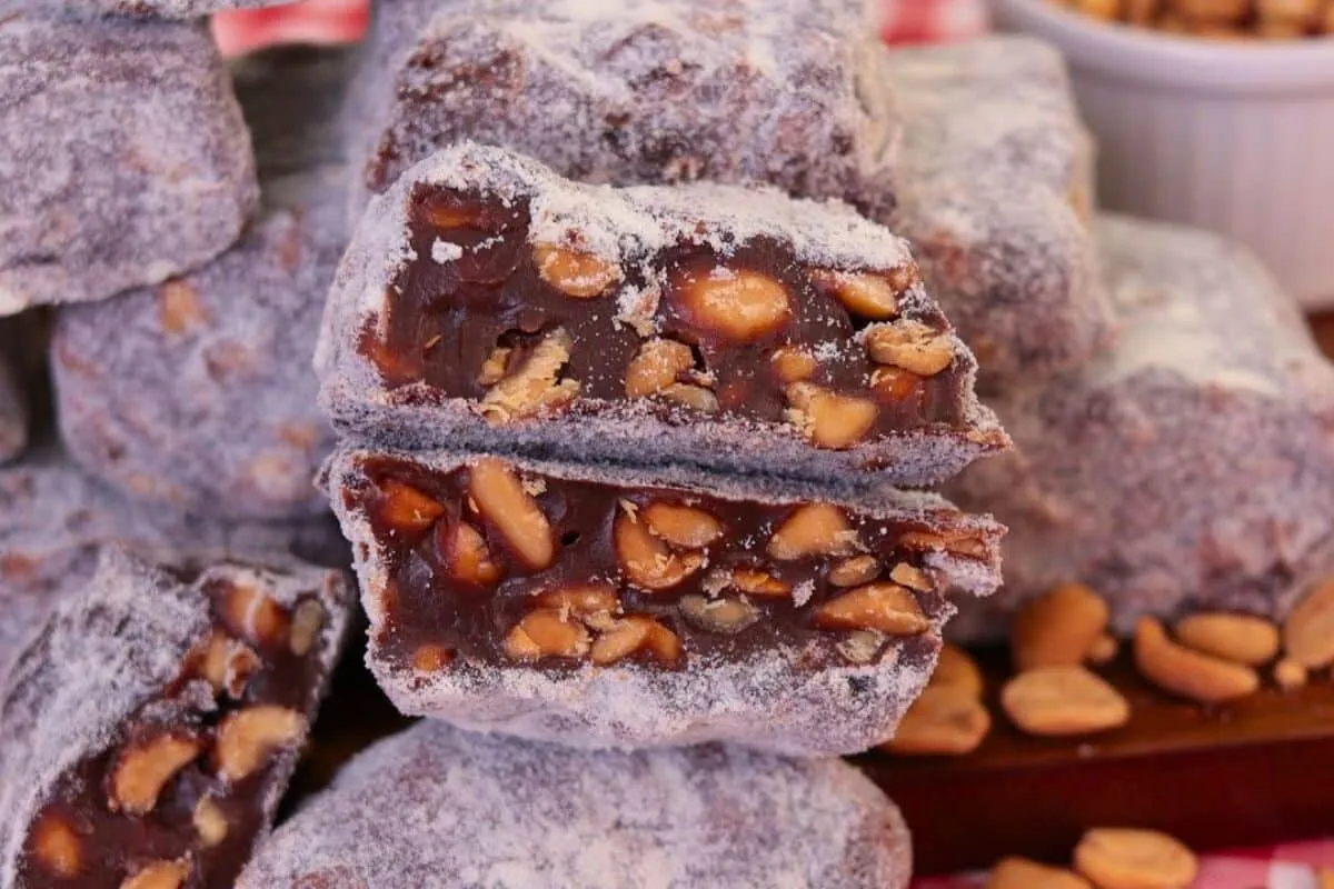 Pé de moça de chocolate: docinho de festa junina com um gostinho diferente e delicioso