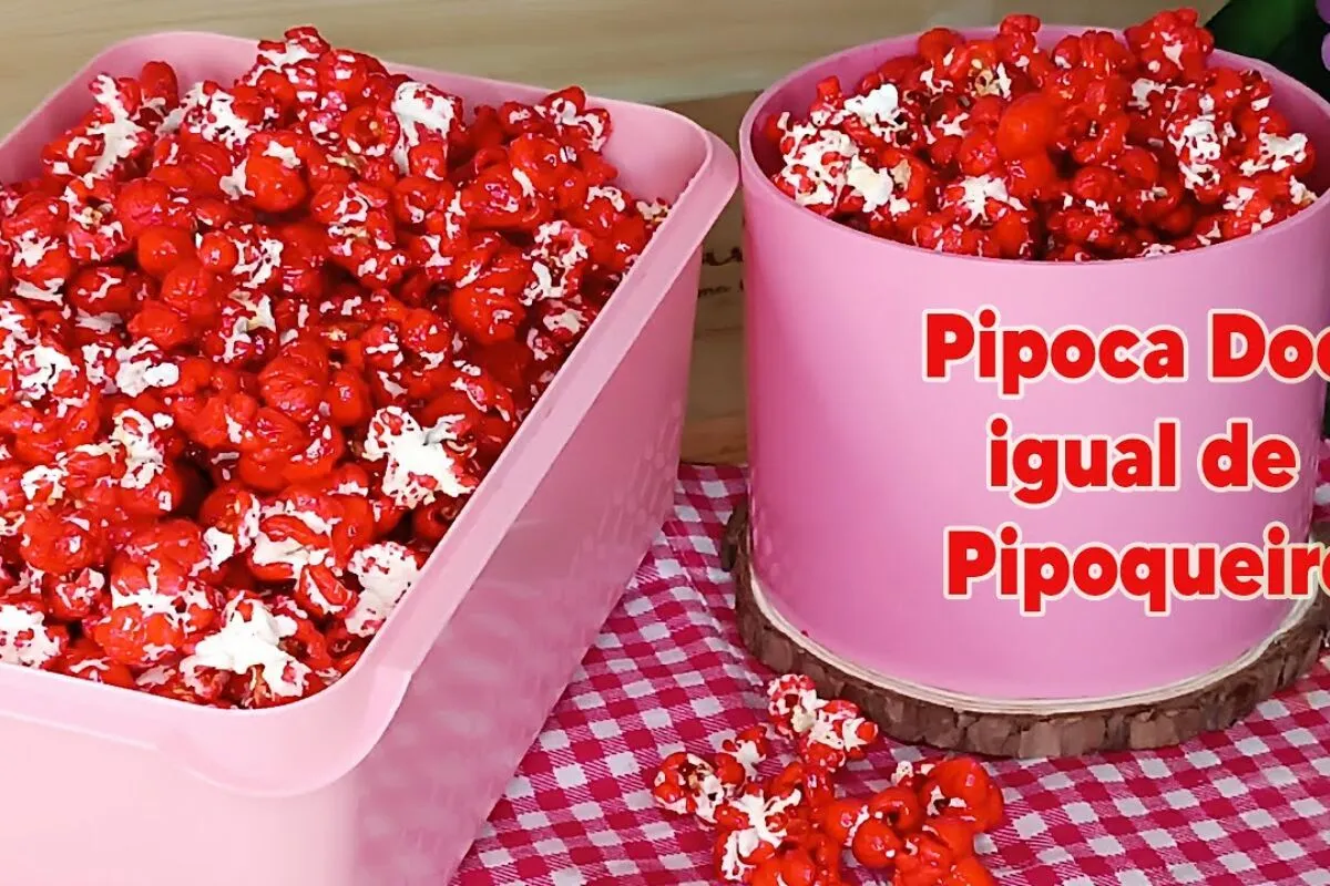 Pipoca doce igual à de pipoqueiro, bem crocante, caramelizada e com sabor irresistível