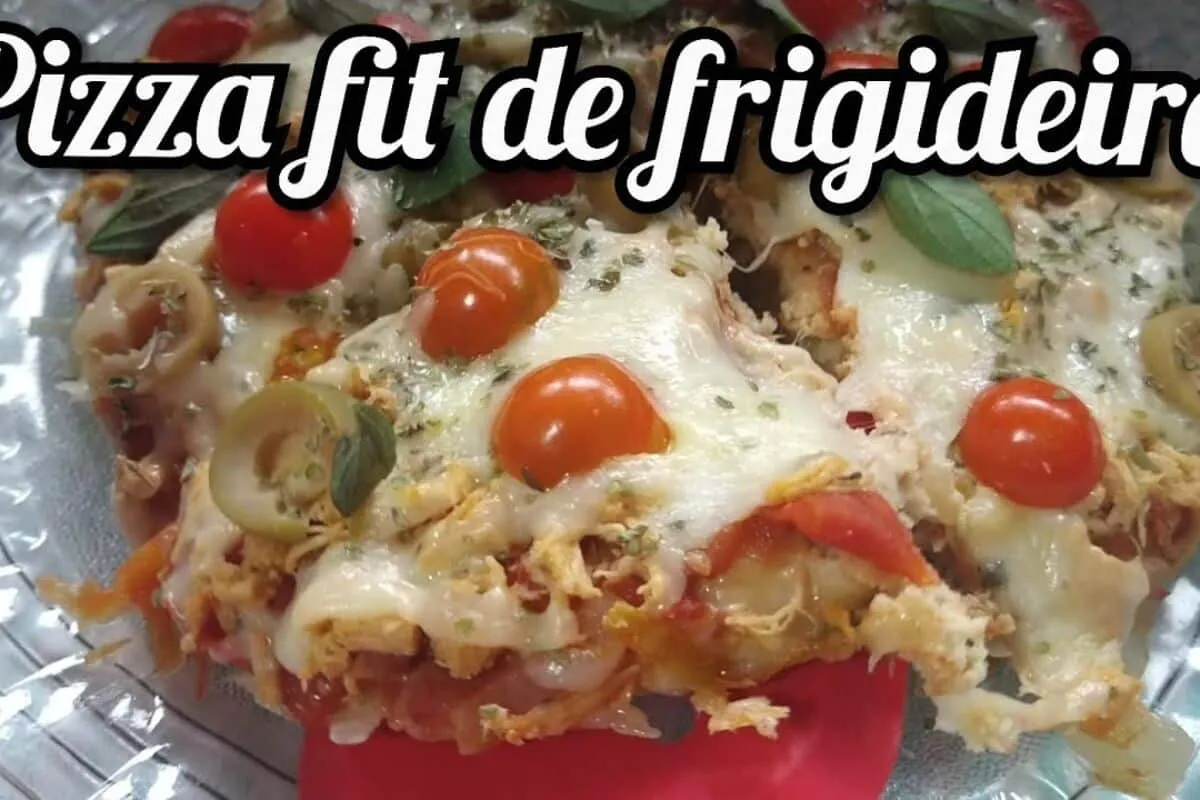 Pizza fit de frigideira: uma ótima opção para substituir seu jantar de forma fácil, rápida e barata