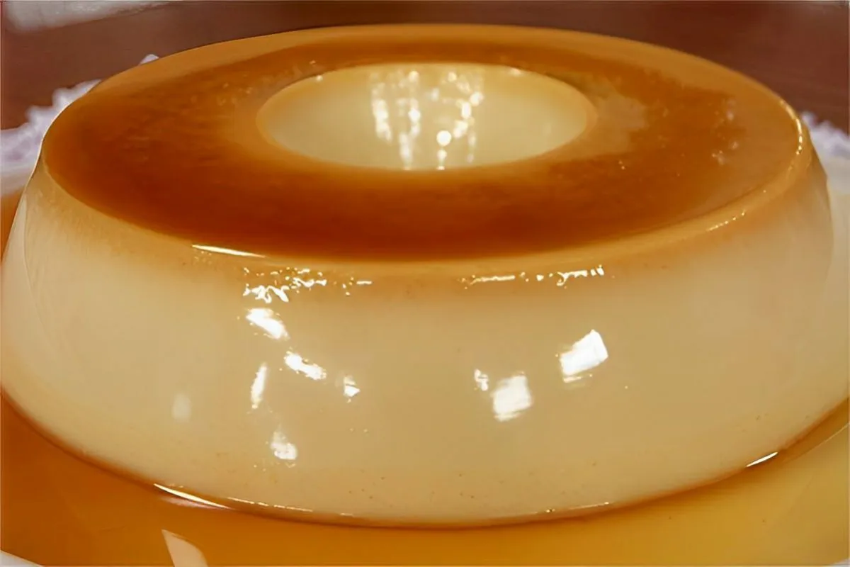 Pudim de 2 ingredientes é só misturar esses dois ingredientes e colocar na geladeira uma delícia