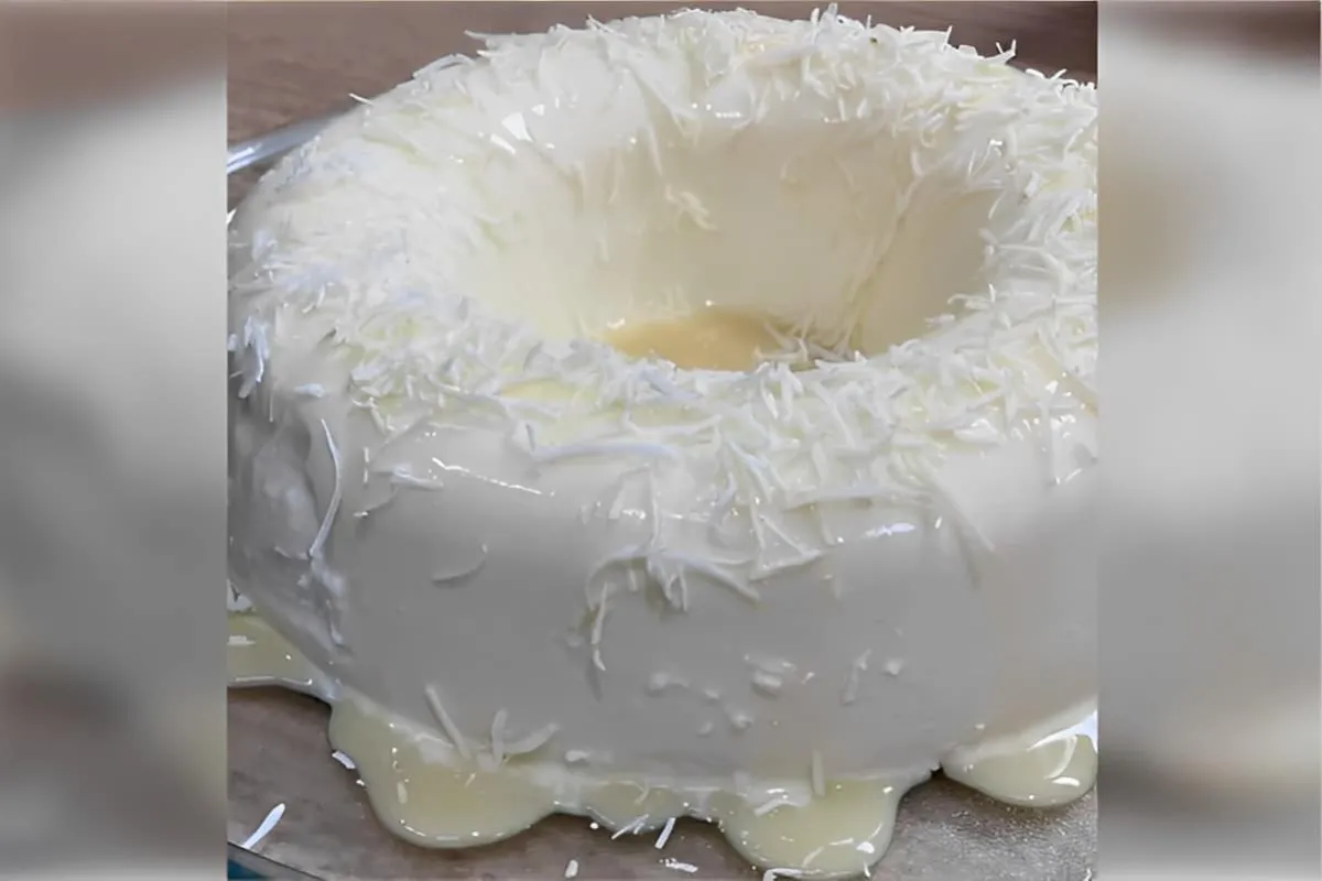 Pudim de coco sem ovos e sem forno é só bater os ingredientes e levar para geladeira