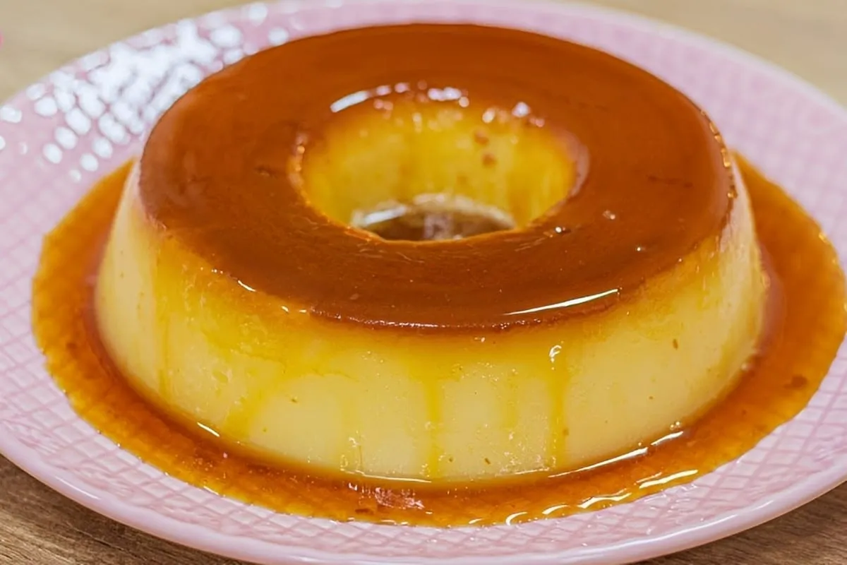 Pudim de farinha de trigo sem leite condensado um opção de sobremesa econômica e deliciosa