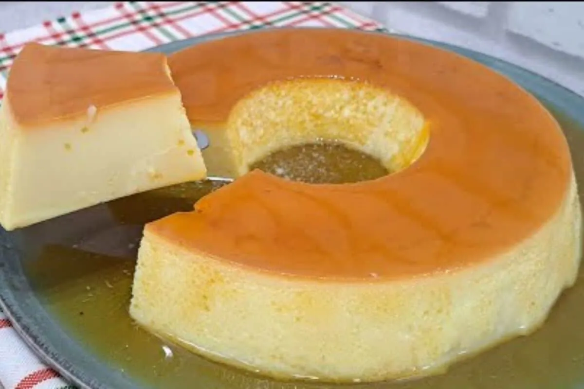 Pudim de leite condensado, uma sobremesa clássica cremosa e deliciosa, para fazer sem erro