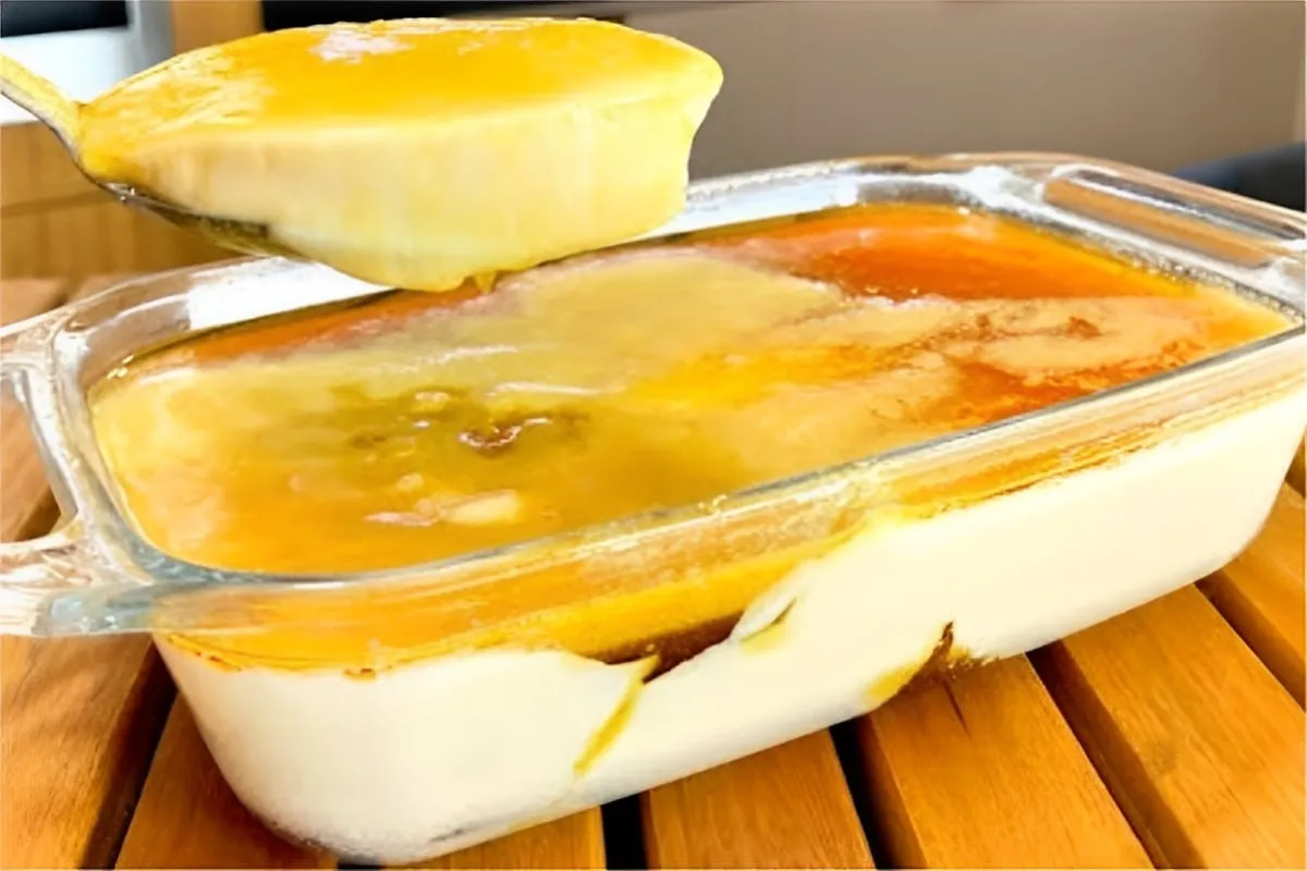 Pudim de leite diferente sem ovos e sem forno feito na travessa sua família vai amar