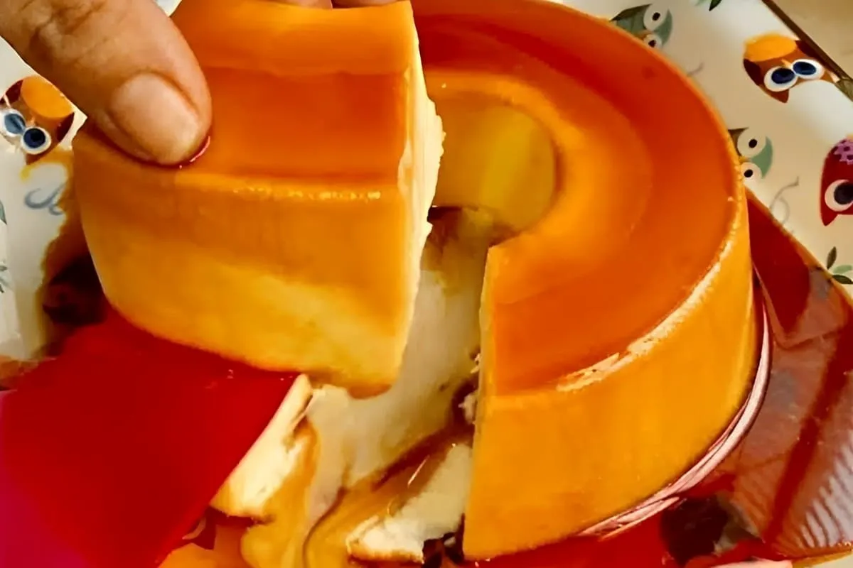 Pudim de leite ninho de geladeira sem ovos é só bater os ingredientes e levar à geladeira