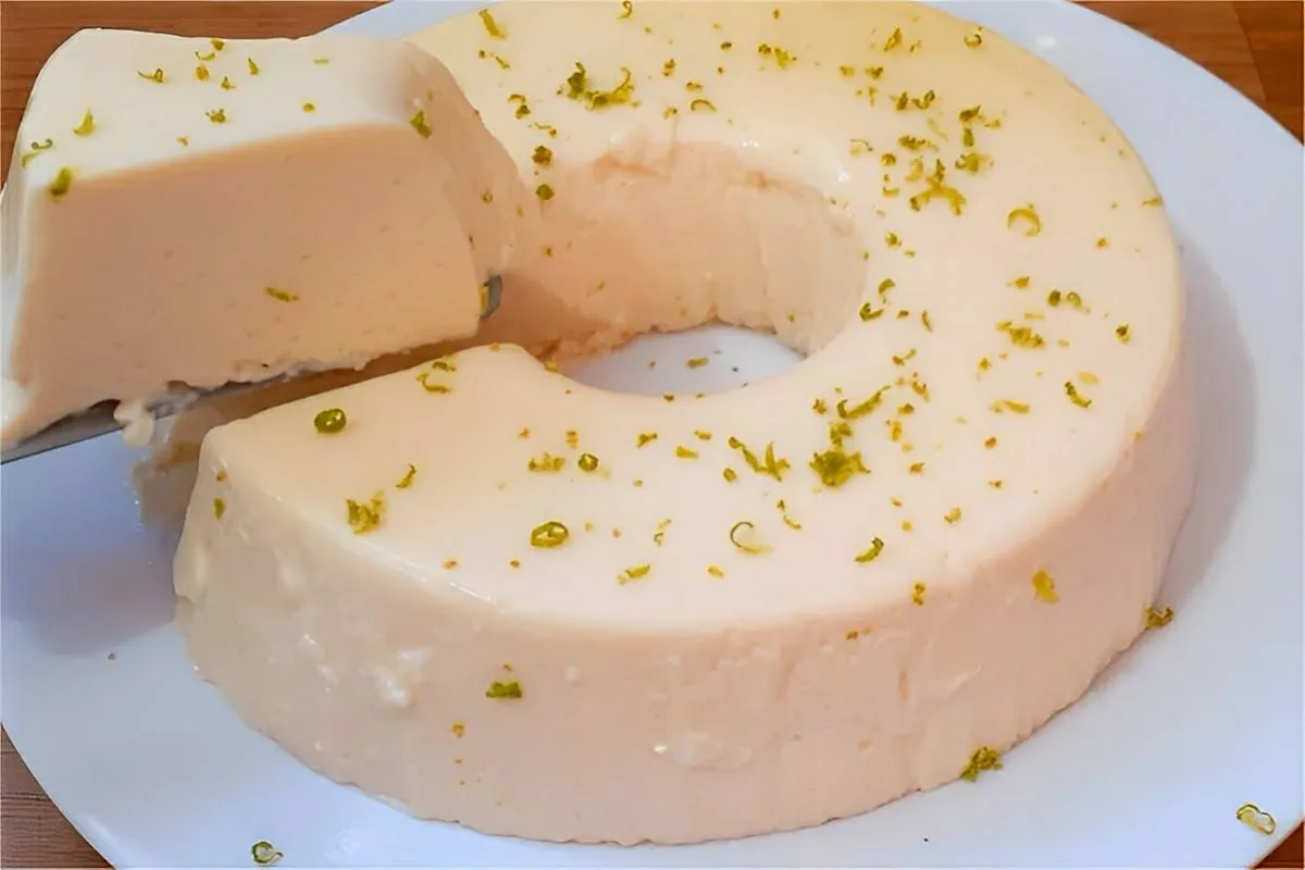 Pudim de limão de geladeira uma sobremesa fácil e rápida para o final de semana