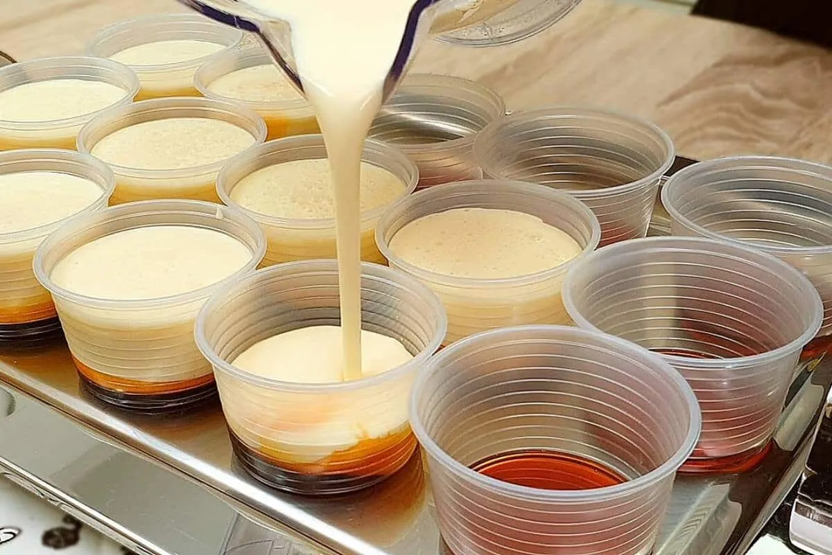 Pudim no copinho: uma receita só rende para o fim de semana todo