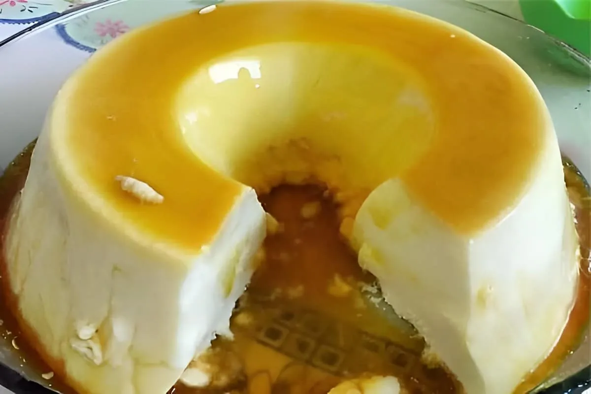 Pudim que não vai ao forno e sem ovos basta bater os ingredientes e colocar na geladeira