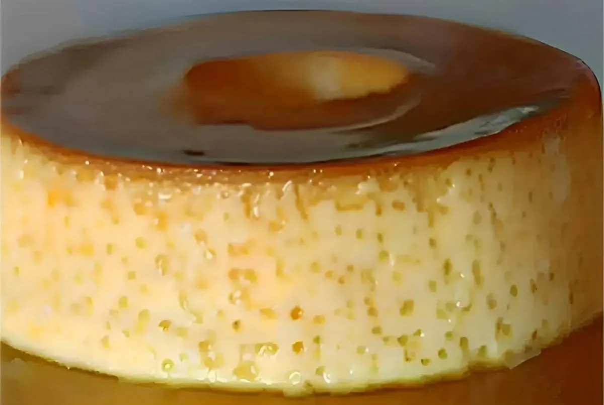 Pudim que não vai ao forno simples e fácil é só bater os ingredientes e levar pra gelar