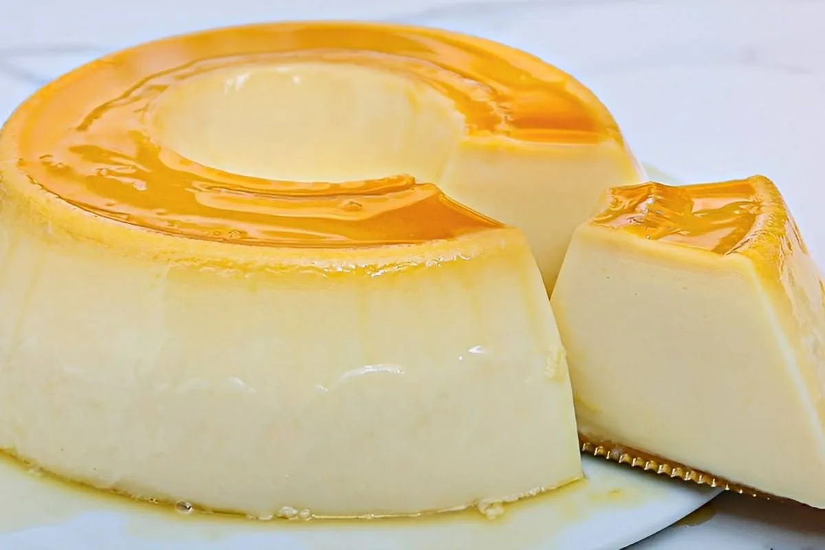 Pudim sem forno rápido e prático basta bater os ingredientes no liquidificador e levar para gelar