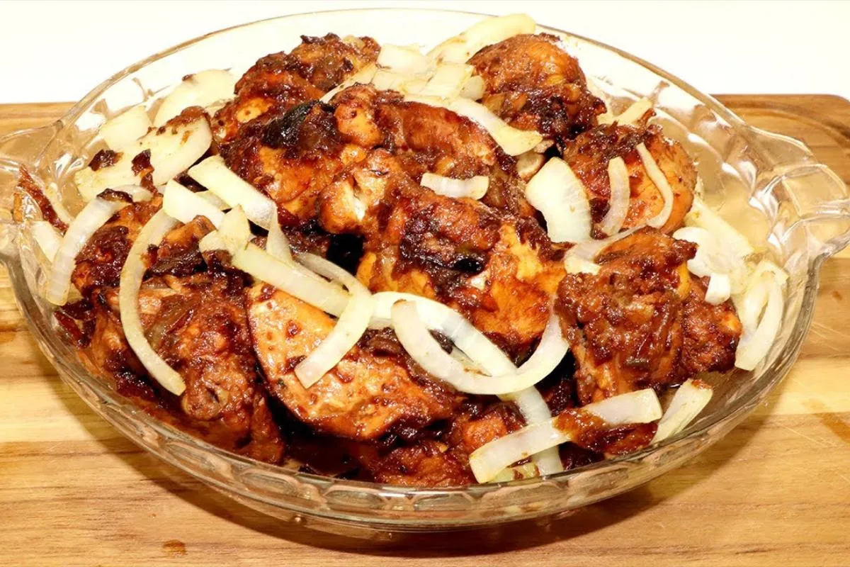 Quando você aprender a fazer frango na cebola não vai mais querer outra coisa no seu almoço
