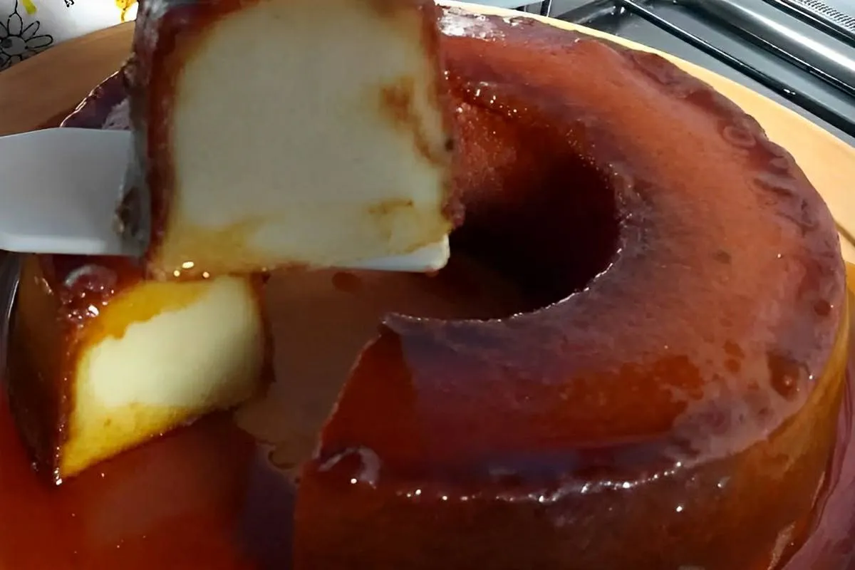Reaproveite o pão velho com essa deliciosa receita de pudim de pão de liquidificador