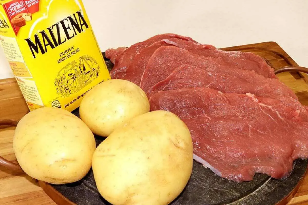 Receita com gosto de casa de vó: carne com batata fácil e deliciosa