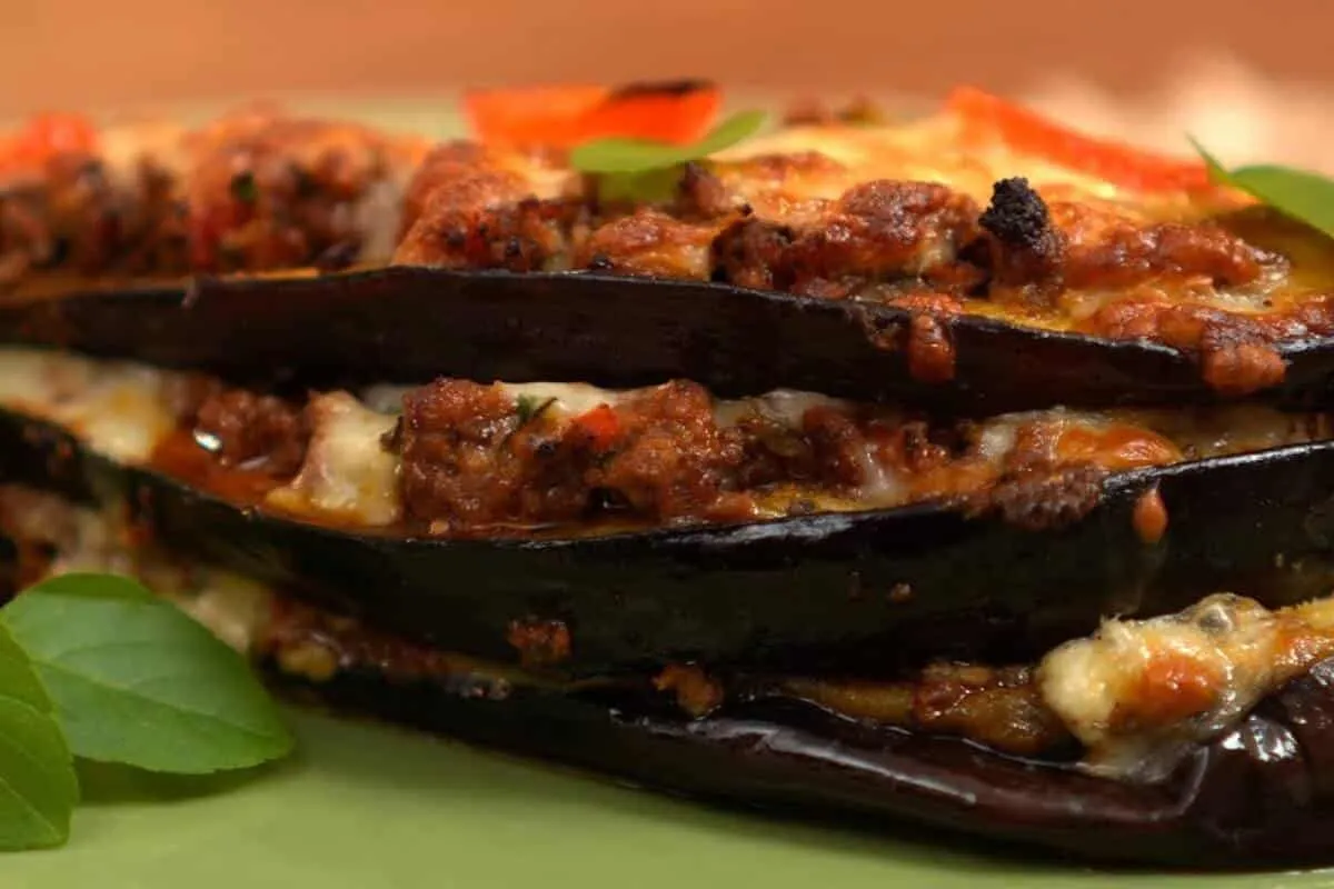 Receita de berinjela super suculenta e diferente para preparar no seu almoço