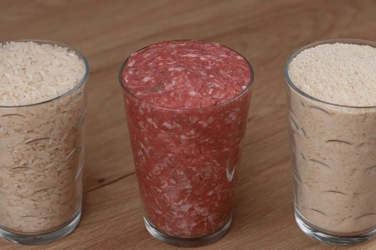 Receita de bolinho de carne fácil que minha mãe fazia nos anos 90 e fica gostosa até hoje