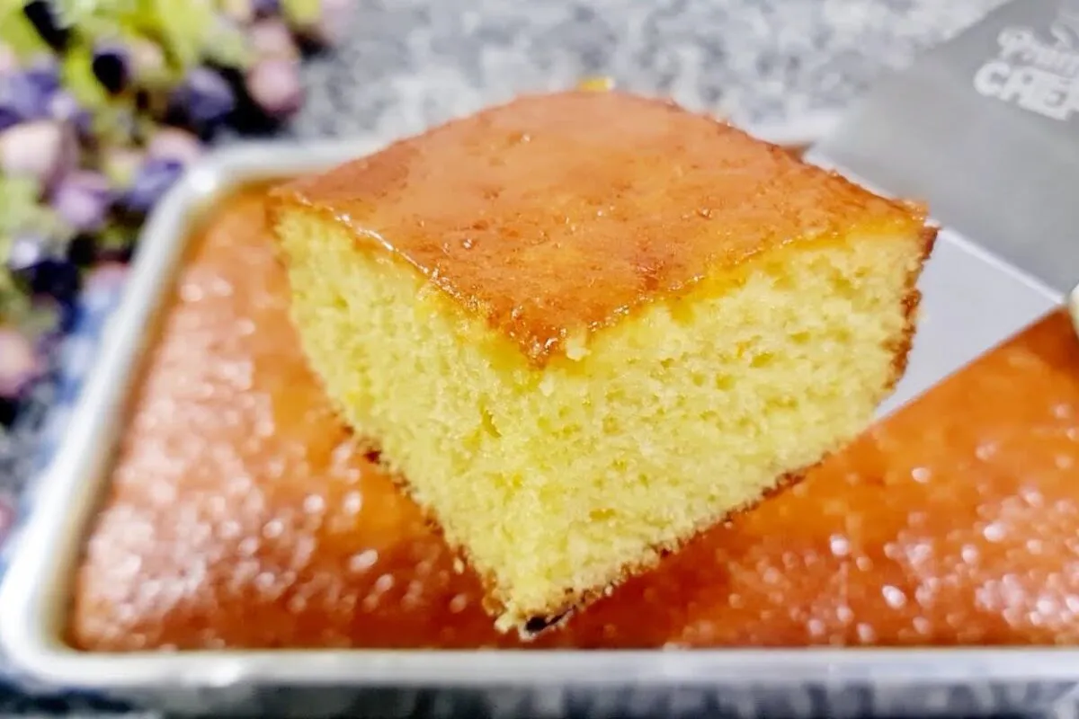 Receita de bolo de fubá com laranja fofinho e molhadinho para o café da manhã