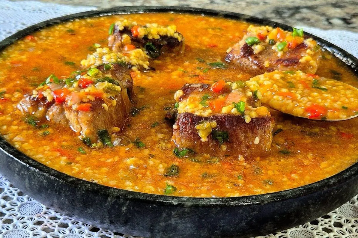 Receita de canjiquinha com carne de porco cheia de sabor para seu almoço de domingo