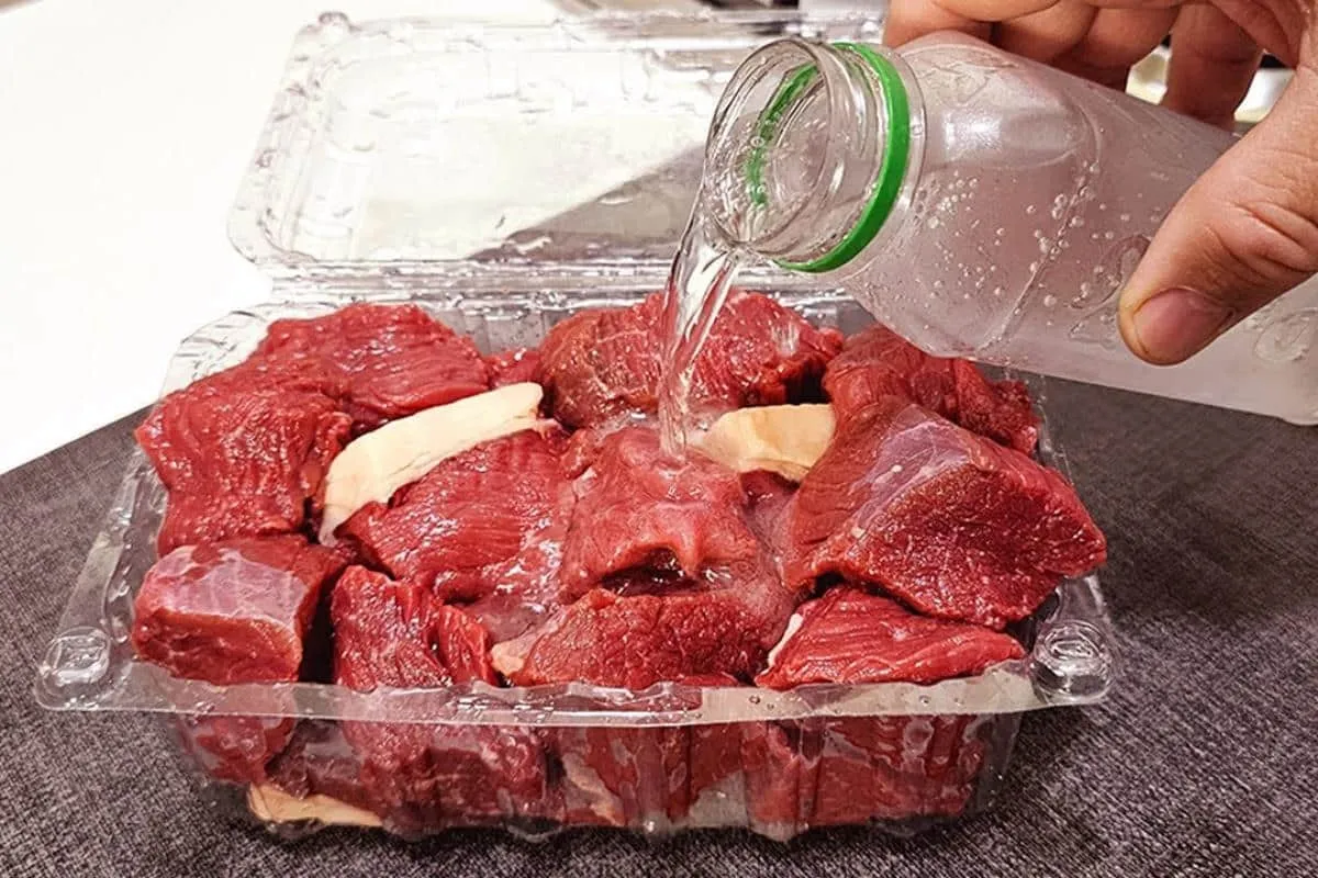 Receita de carne que até bife de segunda que fica macio e suculento
