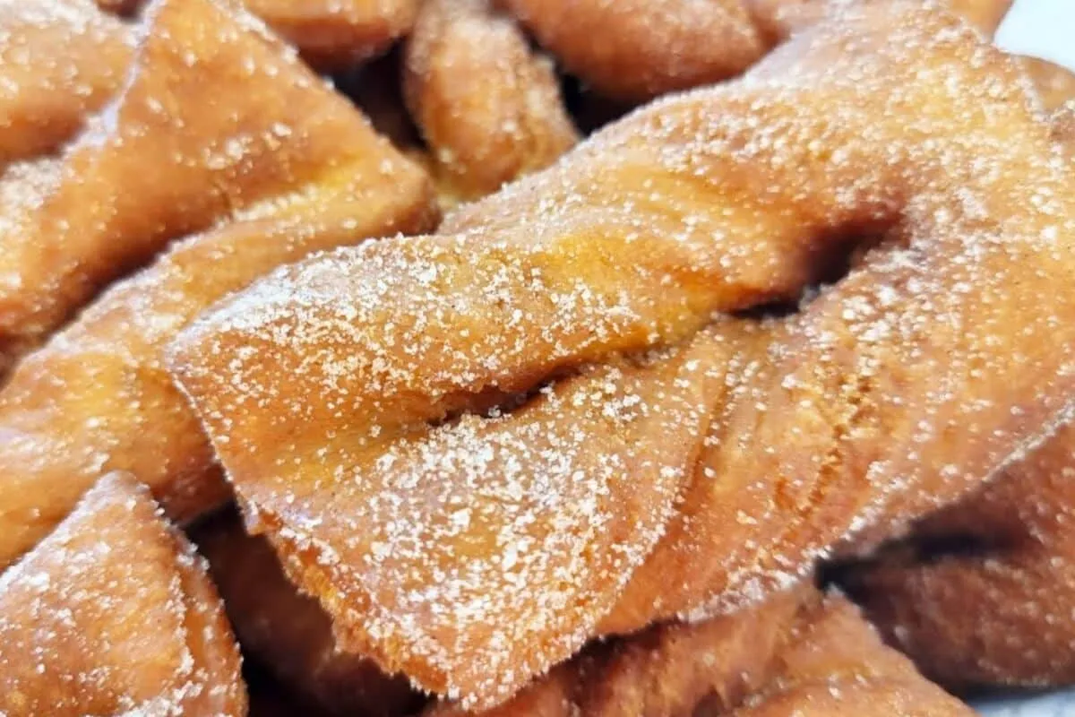 Receita de cueca virada de laranja muito fofinha e saborosa para o café da manhã ou da tarde