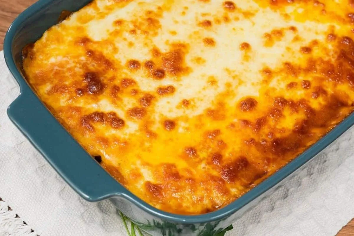 Receita de escondidinho com sobra de churrasco para você aproveitar a carne que sobrou de um jeito delicioso
