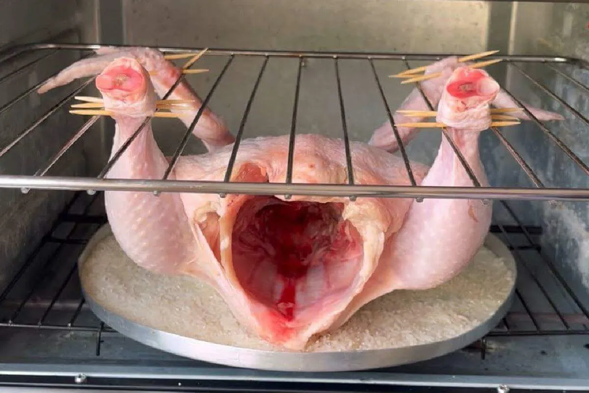 Receita de frango assado que está fazendo o maior sucesso na internet