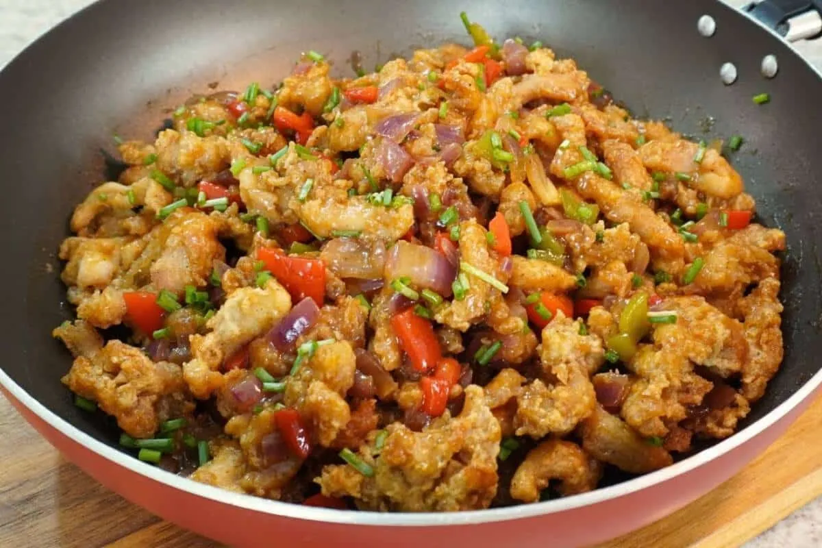 Receita de frango fácil e irresistível para você fazer no almoço de domingo