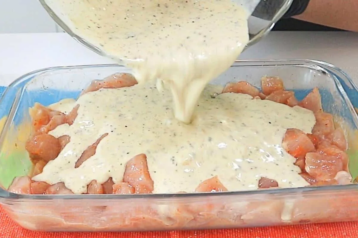 Receita de frango no forno que fica um espetáculo e todo me pede para ensinar