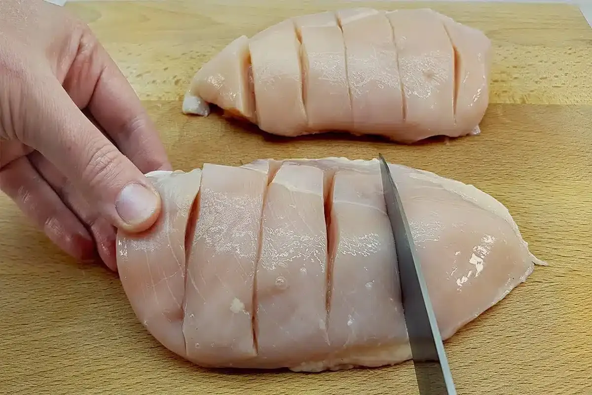 Receita de frango que você precisa experimentar essa semana com sua família na hora do almoço