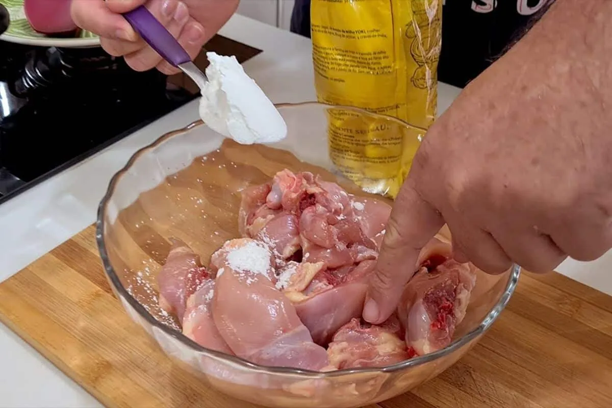 Receita de frango suculento sem fritura, feito de um jeito diferente e super saboroso