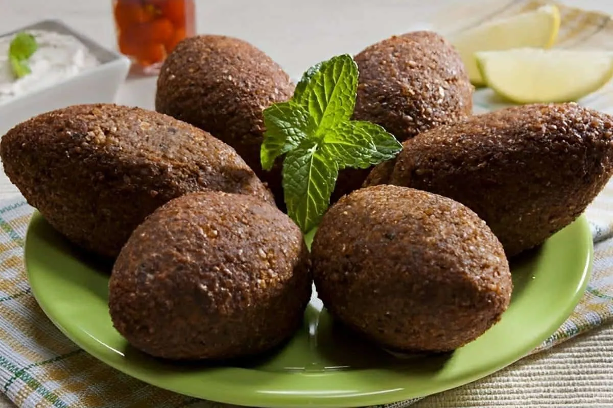 Receita de kibe fácil e delicioso pra fazer para a família ou até mesmo pra vender