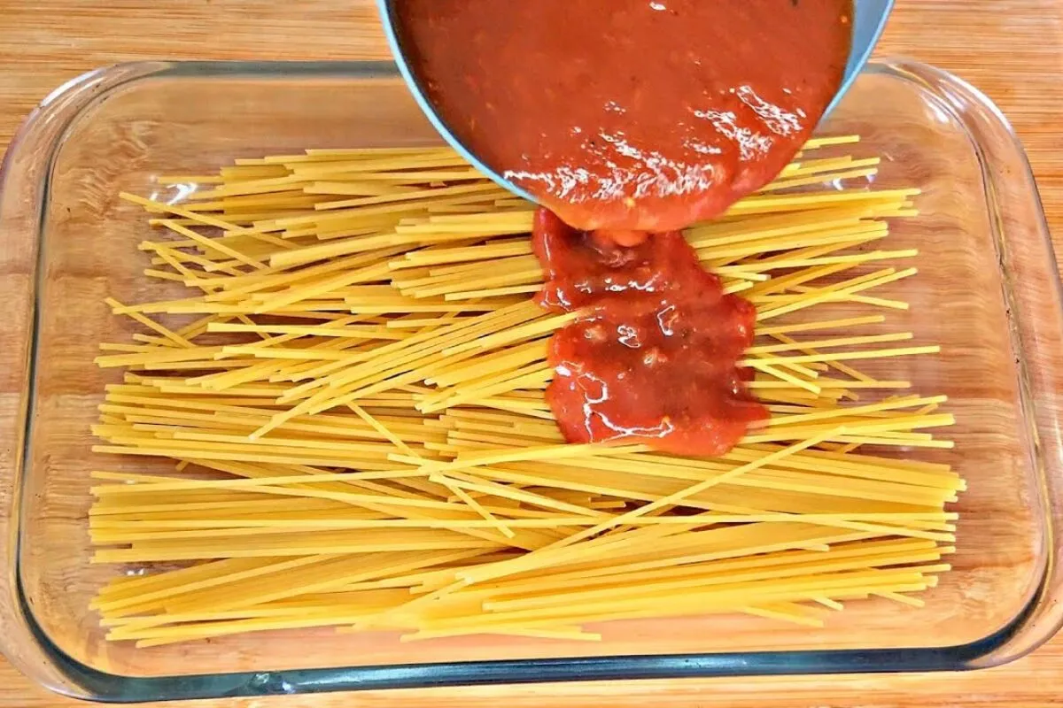 Receita de macarrão delicioso que aprendi com um dono de restaurante italiano
