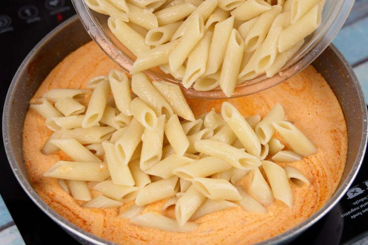Receita de macarrão simples e deliciosa para o almoço de dia das mães