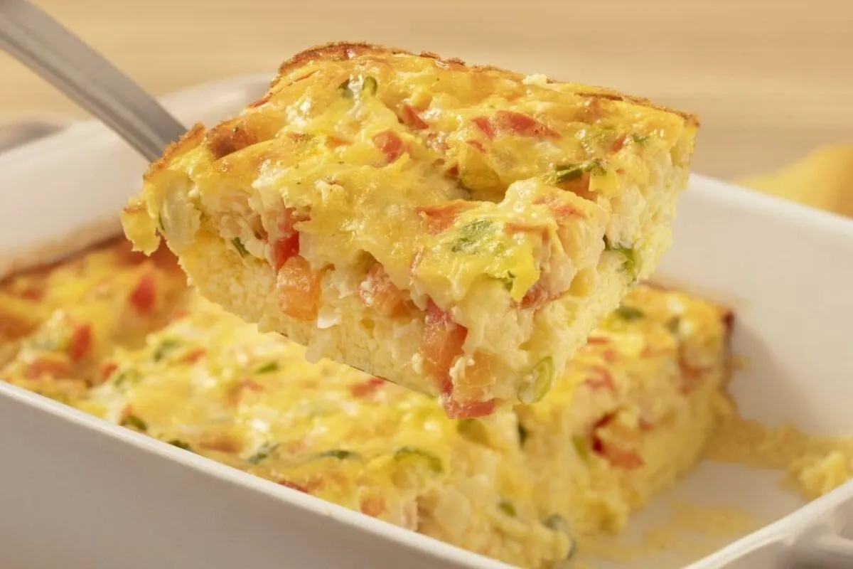 Receita de omelete de legumes no forno: sem óleo, sem sujeira e perfeita para uma refeição leve
