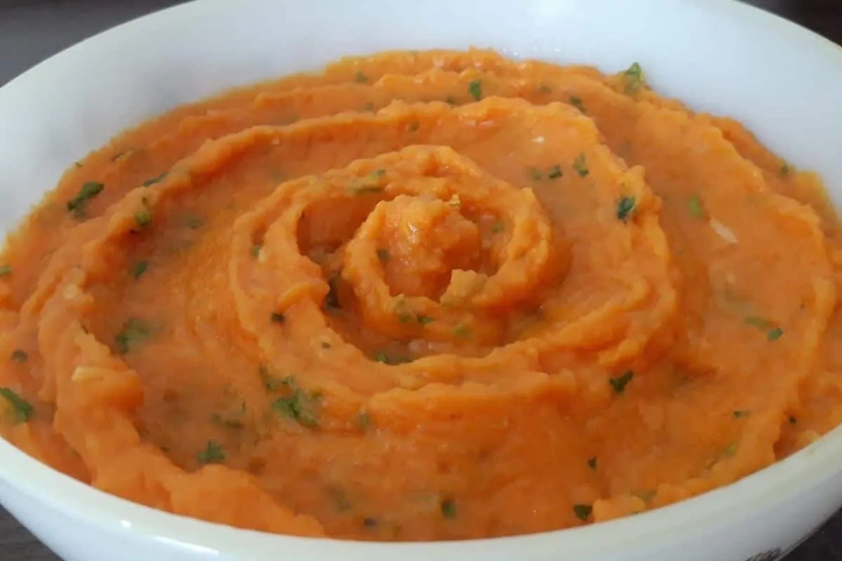 Receita de purê de abóbora para acompanhar seu almoço de um jeito diferente e gostoso