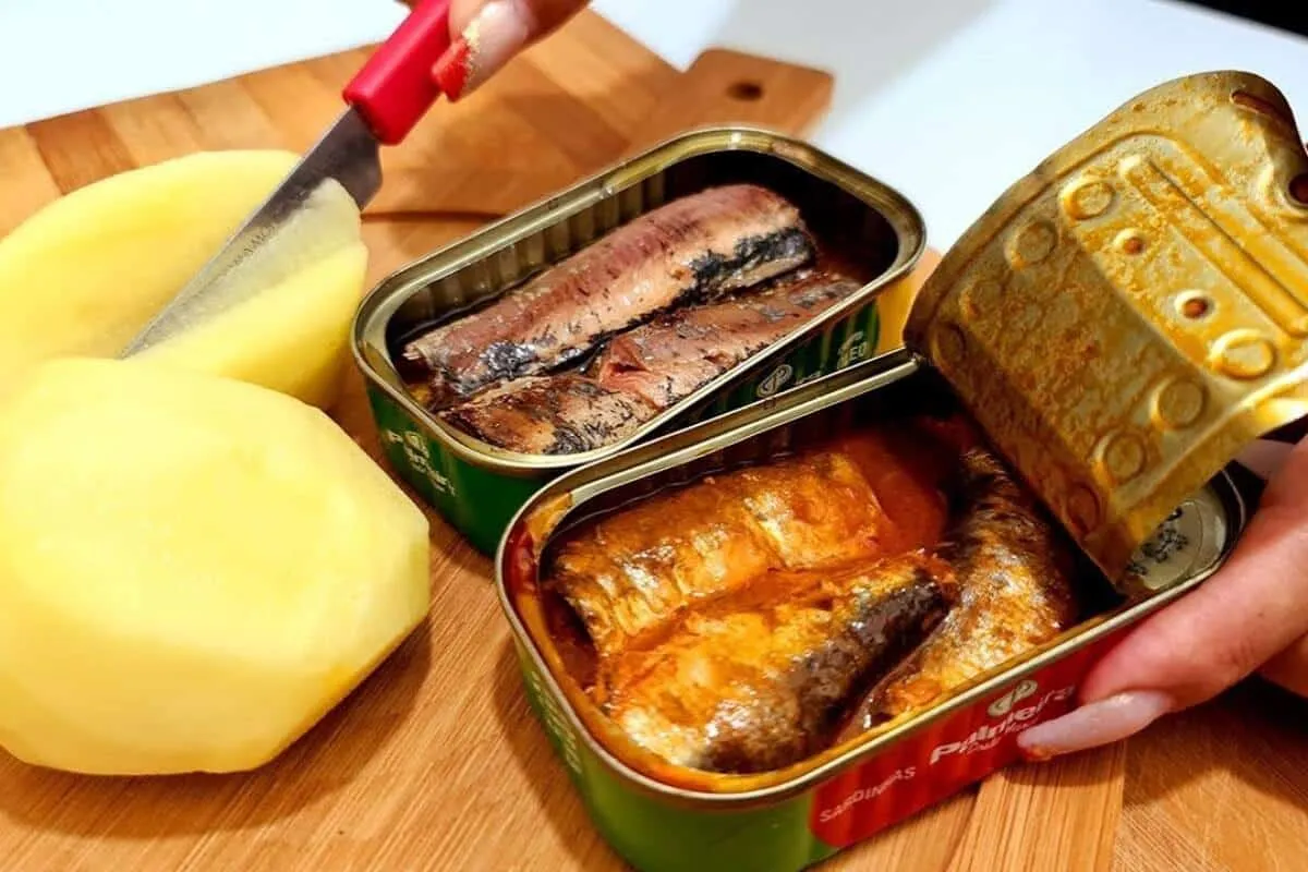 Receita de sardinha com batata: ótima para os dias que você está com menos tempo