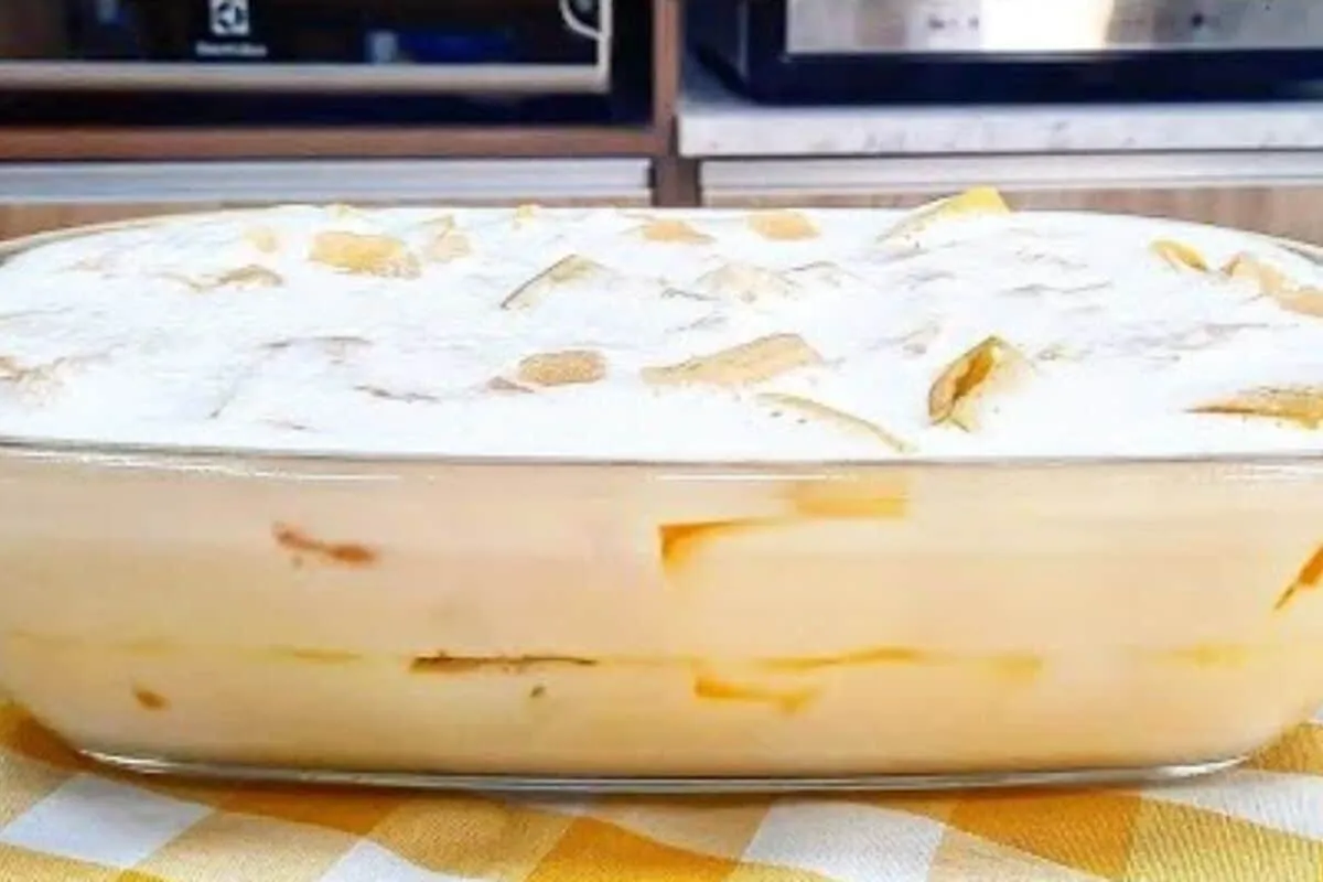 Receita de sobremesa de abacaxi fácil e deliciosa, perfeita para quem busca praticidade sem abrir mão do sabor