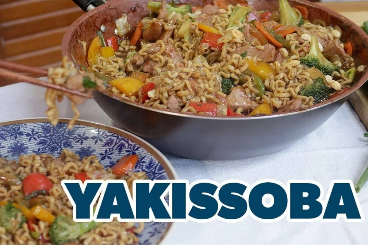 Receita de yakissoba caseiro: ótima sugestão para você fazer no almoço de dia das mães