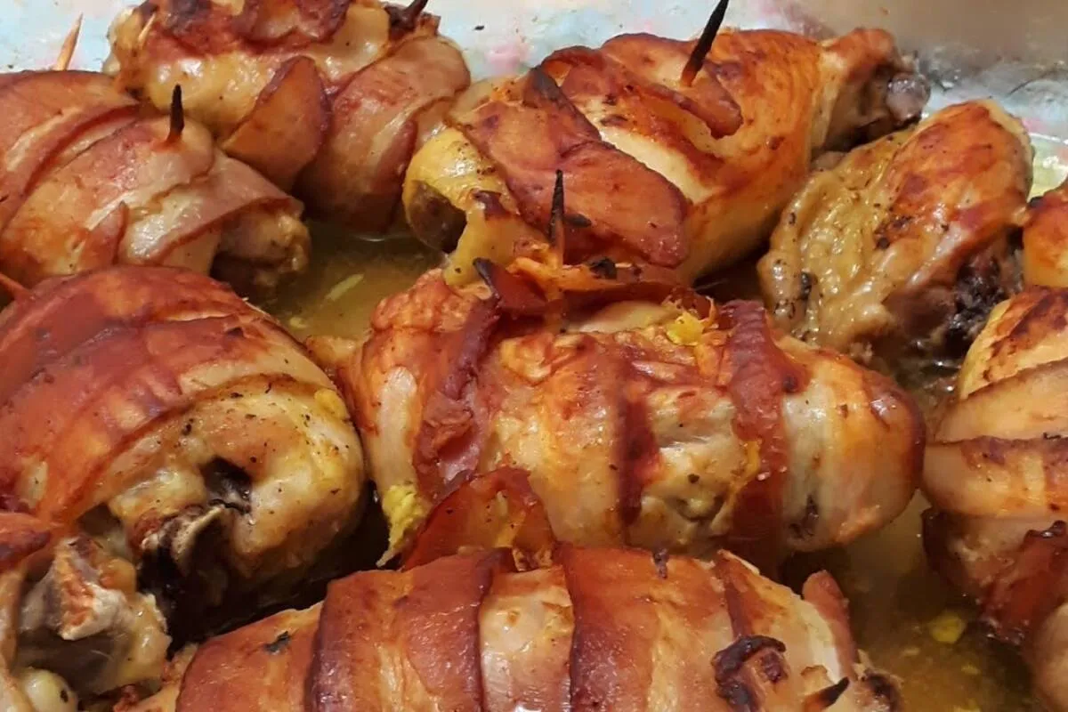 Receita deliciosa de frango enrolado no bacon que você vai querer fazer sempre
