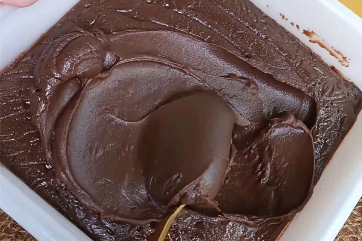 Recheio de chocolate estruturado com um ingrediente secreto que aumenta a validade