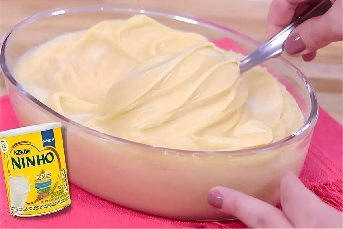 Recheio de leite ninho com chocolate branco cremoso e delicioso para rechear bolos ou comer de colher