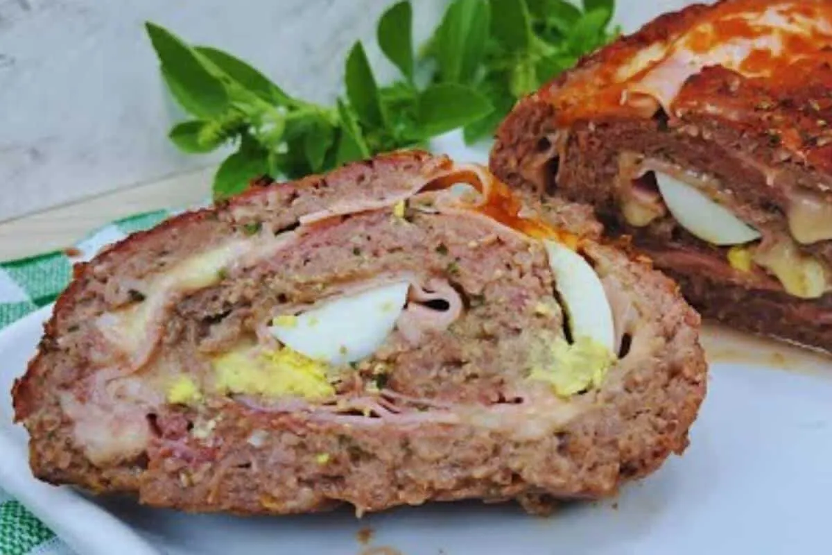 Rocambole de carne moída: veja como fazer para não ressecar e ficar assado no ponto certo