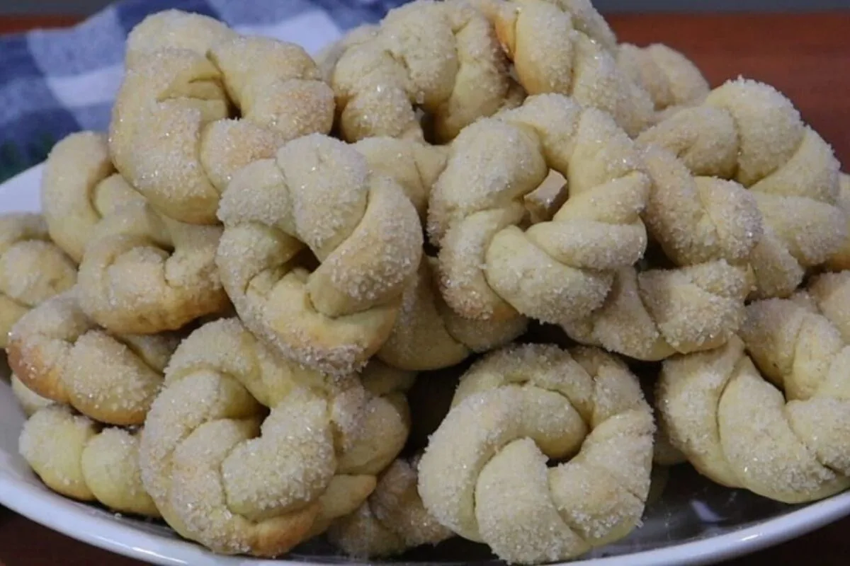 Rosquinha de creme de leite ou bolacha caseira, fácil e econômica, ideal para acompanhar um café