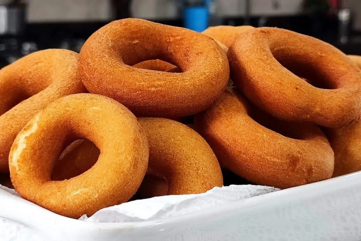 Rosquinha doce de polvilho da vovó para servir com café quentinho coado na hora