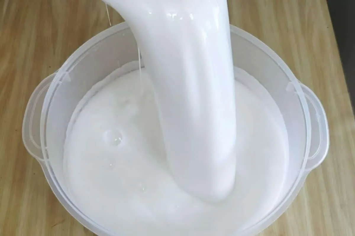Sabão líquido caseiro sem soda que só vai 2 ingredientes bem simples