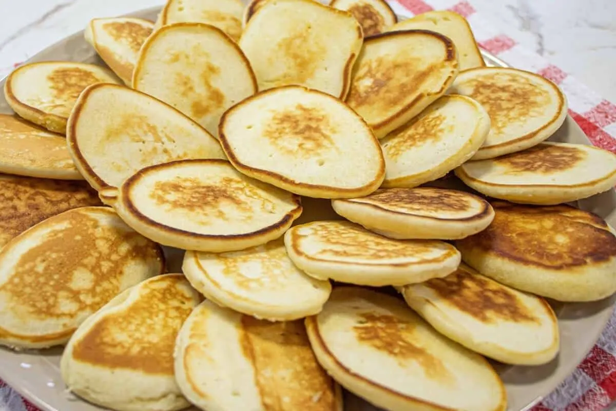 Sempre faço esse bolinho tareco no lugar do pão francês no café da manhã