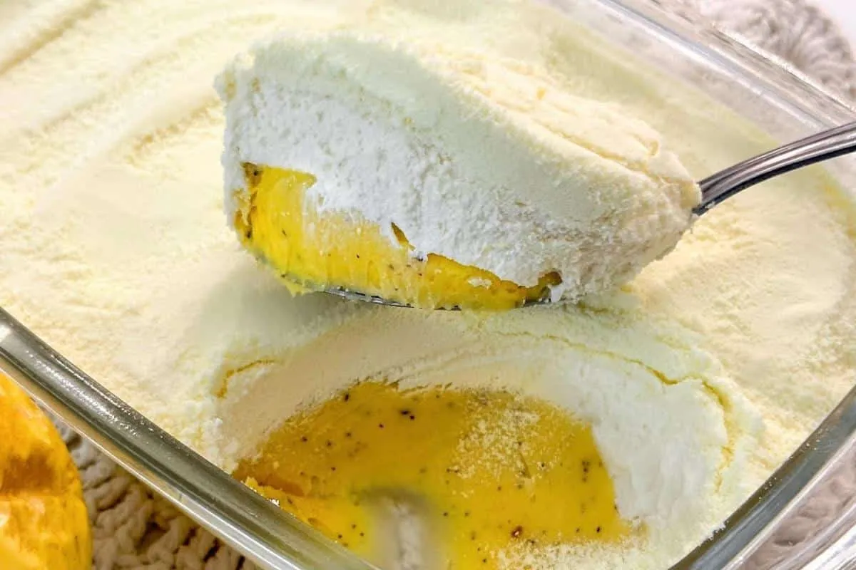 Sobremesa acalma sogra: maracujá e chocolate branco juntos para adoçar seu natal
