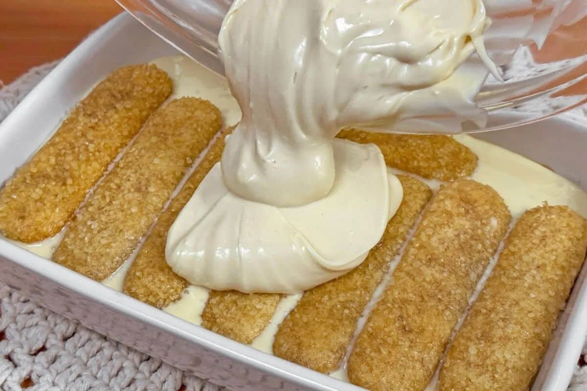 Sobremesa com biscoito champagne: uma das mais fáceis que já vi, com 4 ingredientes e sem ir ao fogo