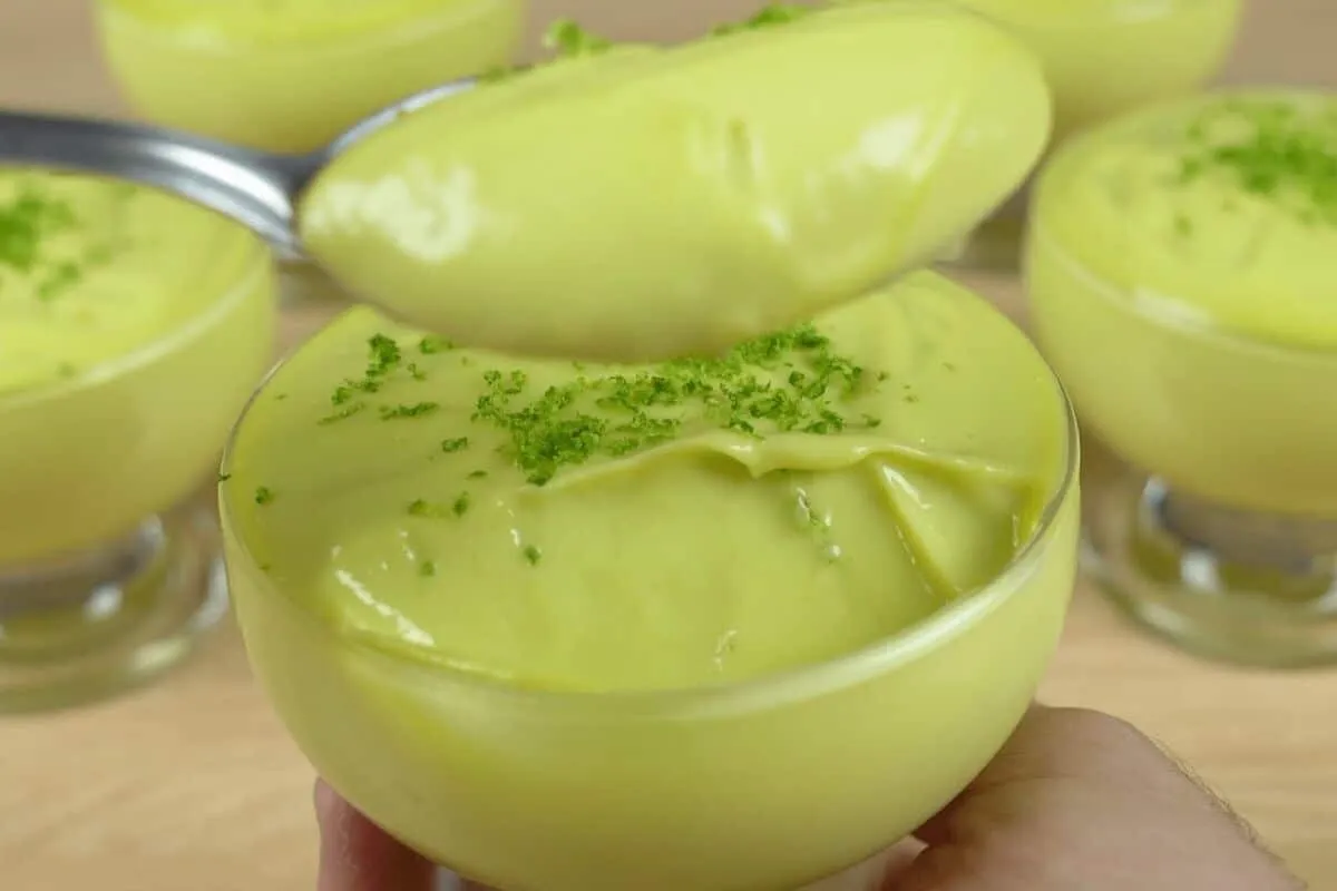 Sobremesa de abacate: receita de doce com abacate, deliciosa e nutritiva