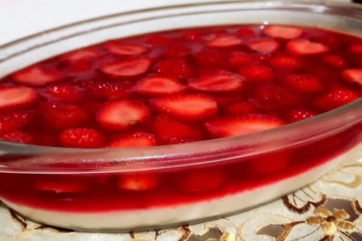 Sobremesa de morango fácil: aprenda o segredo para fazer essa delícia gelada que todo mundo vai pedir a receita