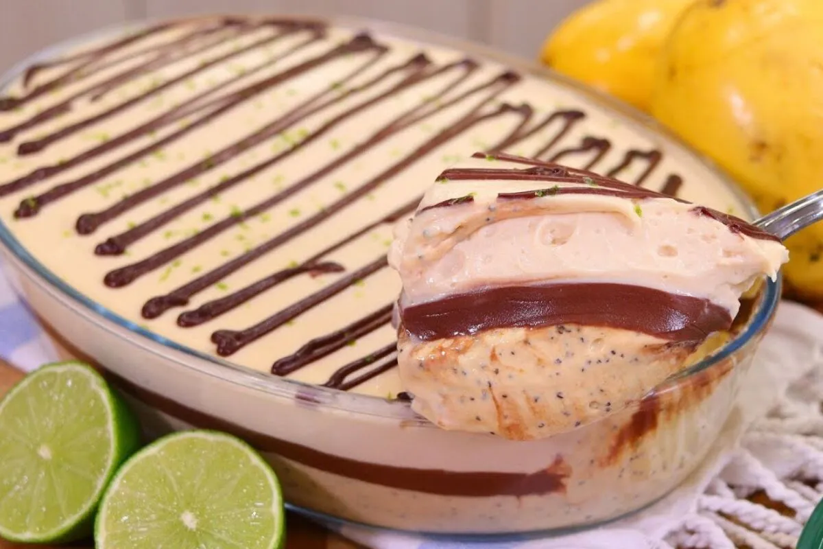 Sobremesa marido gelado, uma delícia com 3 sabores em 1 que é muito fácil de preparar